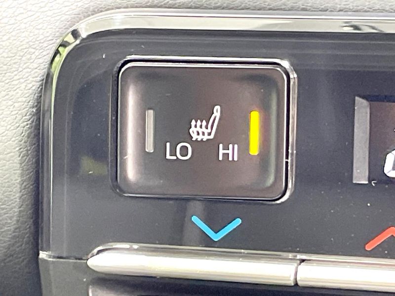 2024 Toyota Noah 6BA-MZRA90W (UW-6aa4c460e39b8)[23]