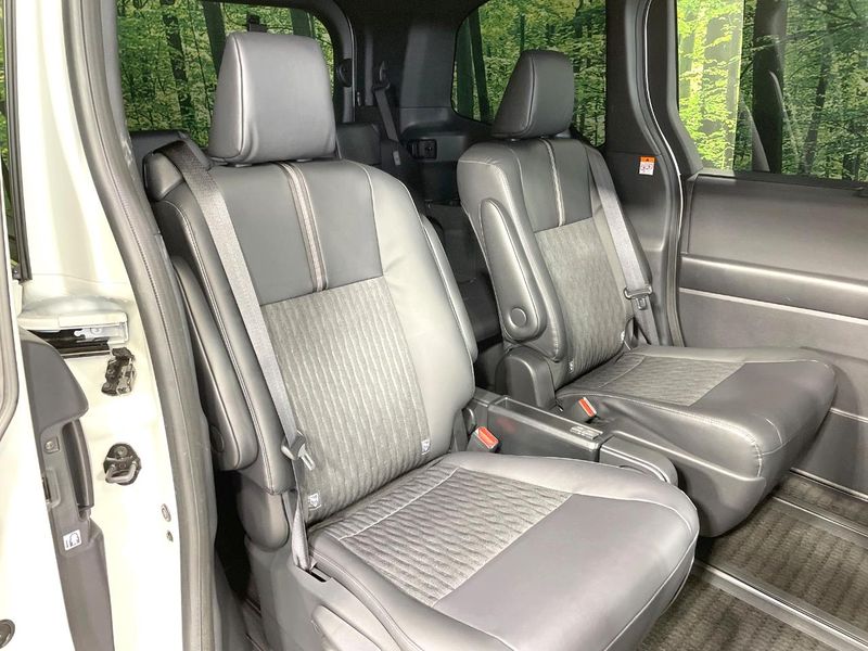 2024 Toyota Noah 6BA-MZRA90W (UW-6aa4c460e39b8)[11]