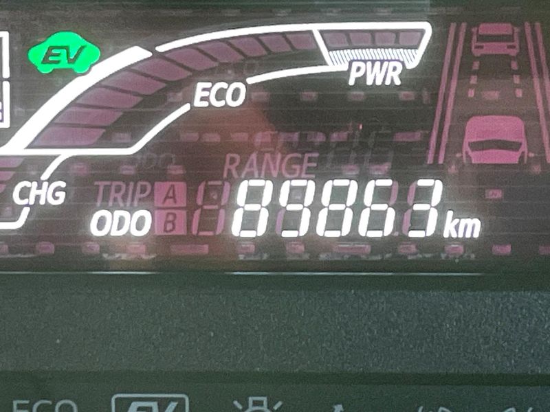 2016 Toyota Aqua DAA-NHP10 (UW-6aa4c46d4c553)[2]