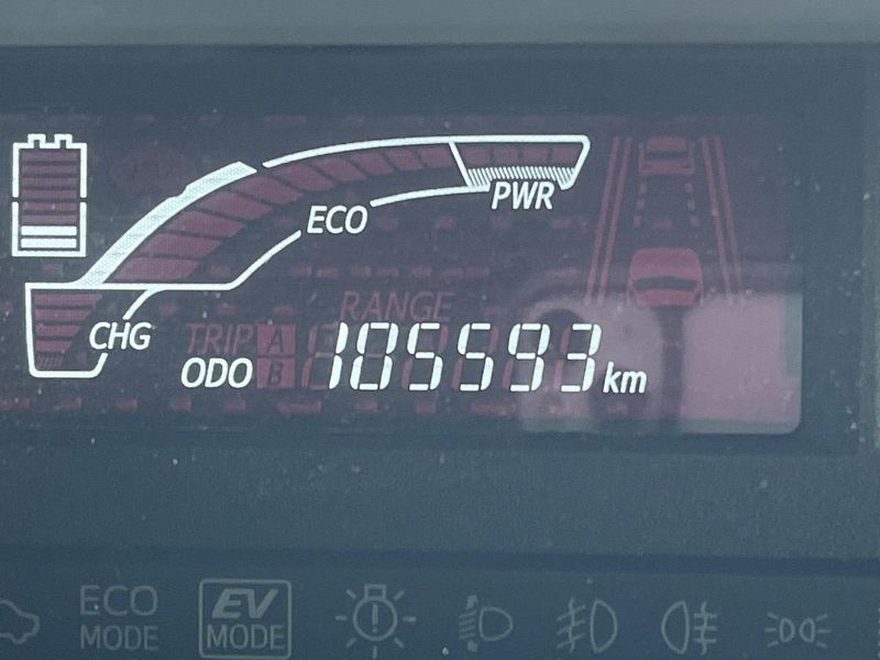 2016 Toyota Aqua DAA-NHP10 (UW-6aa4c46deac4a)[2]