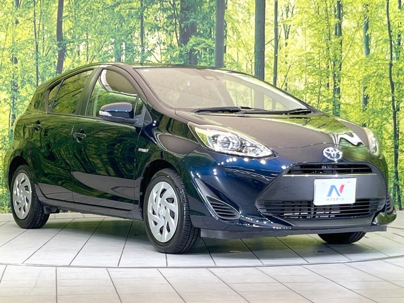 2017 Toyota Aqua DAA-NHP10 (UW-6aa4c475ac235)[19]