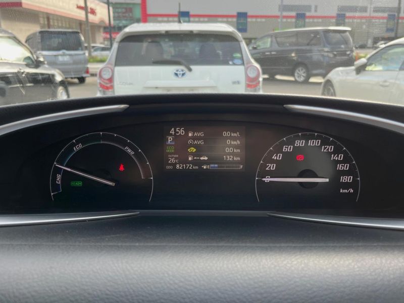 2016 Toyota Sienta DAA-NHP170G (UW-6aa4c47bbbb3f)[23]