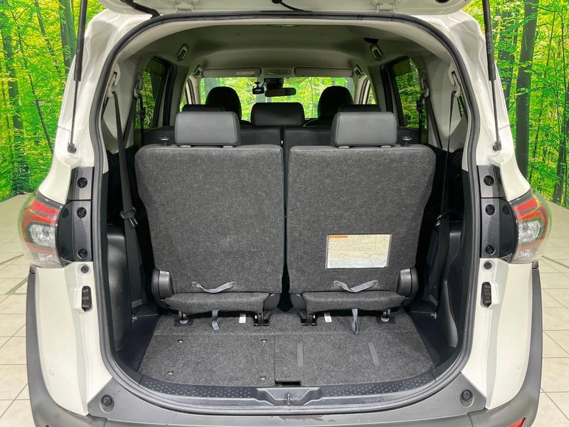 2019 Toyota Sienta 6AA-NHP170G (UW-6aa4c47e83a4a)[22]