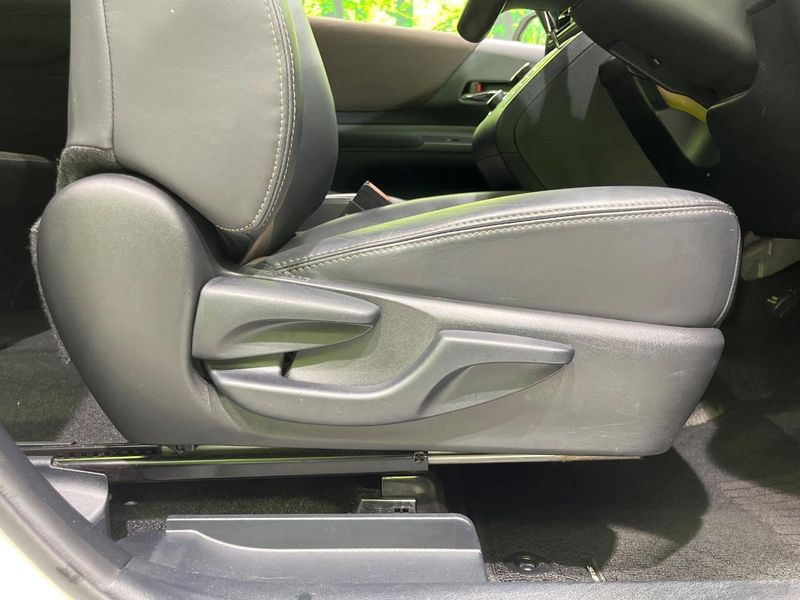 2019 Toyota Sienta 6AA-NHP170G (UW-6aa4c47e83a4a)[15]