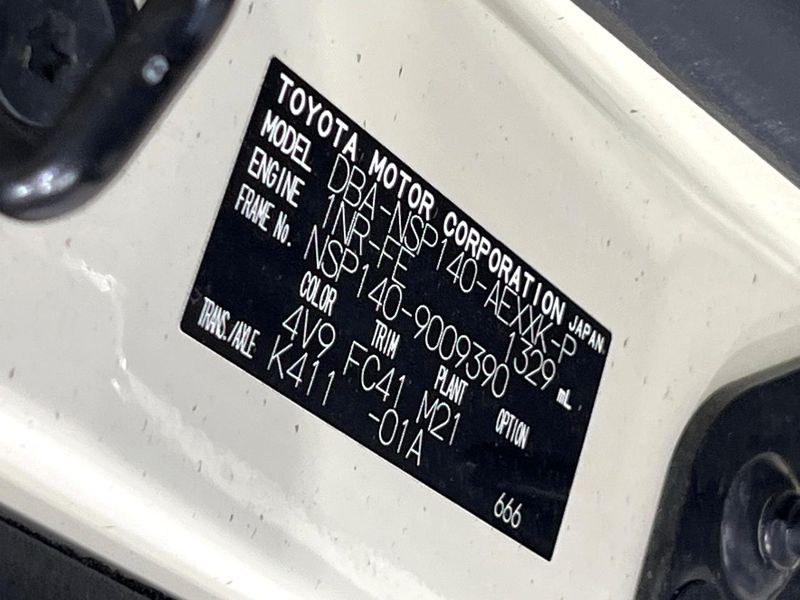 2013 Toyota Porte DBA-NSP140 (UW-6aa4c48378606)[1]