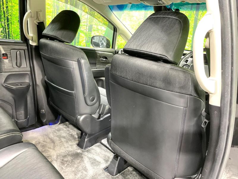 2014 Honda Odyssey DBA-RC1 (UW-6aa4c4962a8ad)[18]