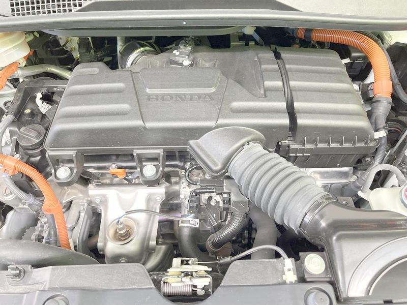 2025 Honda Step Wagon 6AA-RP8 (UW-6aa4c4a4151cb)[4]