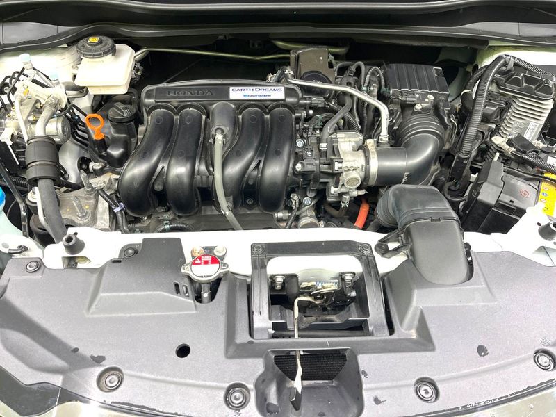 2016 Honda Vezel DAA-RU4 (UW-6aa4c4abc99b3)[4]