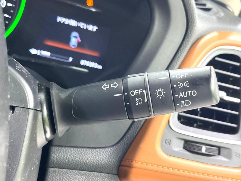 2016 Honda Vezel DAA-RU4 (UW-6aa4c4abc99b3)[24]