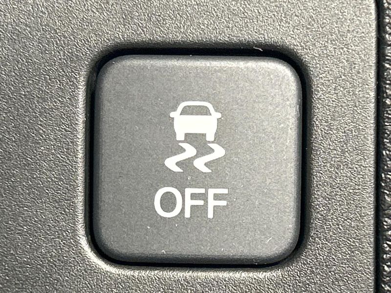 2017 Honda Vezel DAA-RU4 (UW-6aa4c4abde51c)[20]