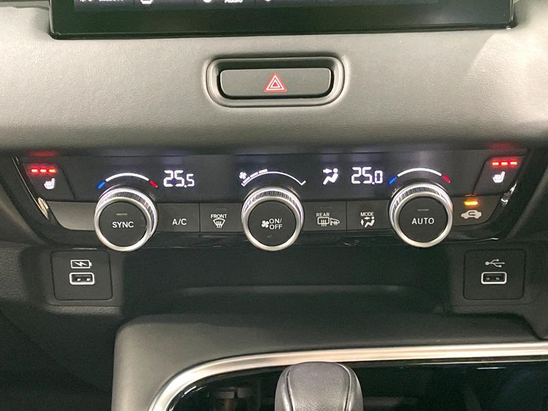 2022 Honda Vezel 6AA-RV5 (UW-6aa4c4b11b724)[22]