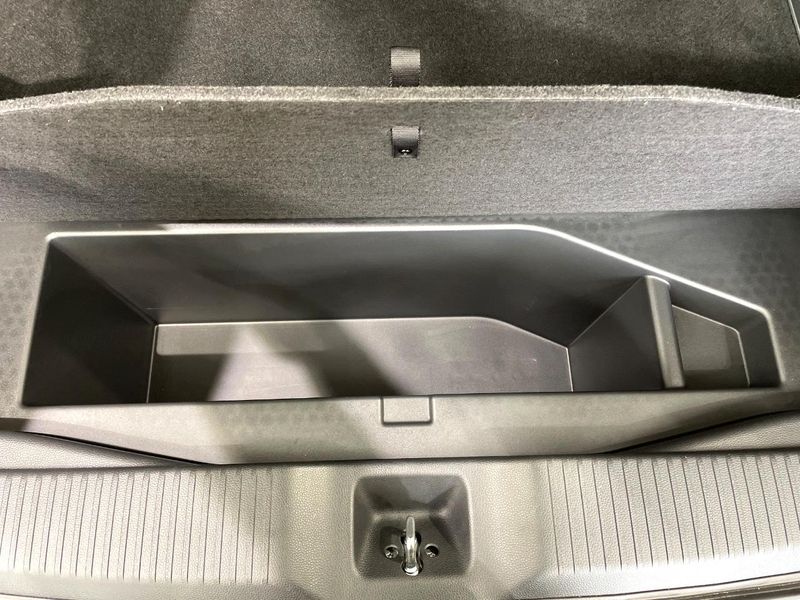 2022 Honda Vezel 6AA-RV5 (UW-6aa4c4b11b724)[16]