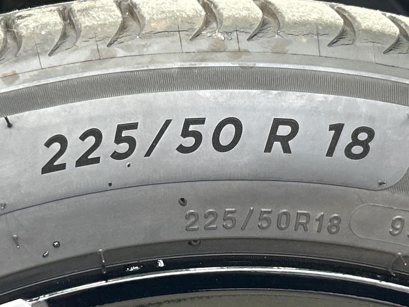 2024 Honda Vezel 6AA-RV6 (UW-6aa4c4ba8c88c)[29]