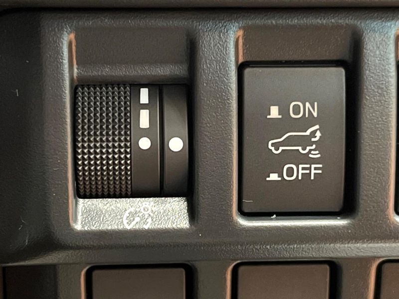 2026 Subaru Forester 5AA-SLG (UW-6aa4c4d449c43)[26]