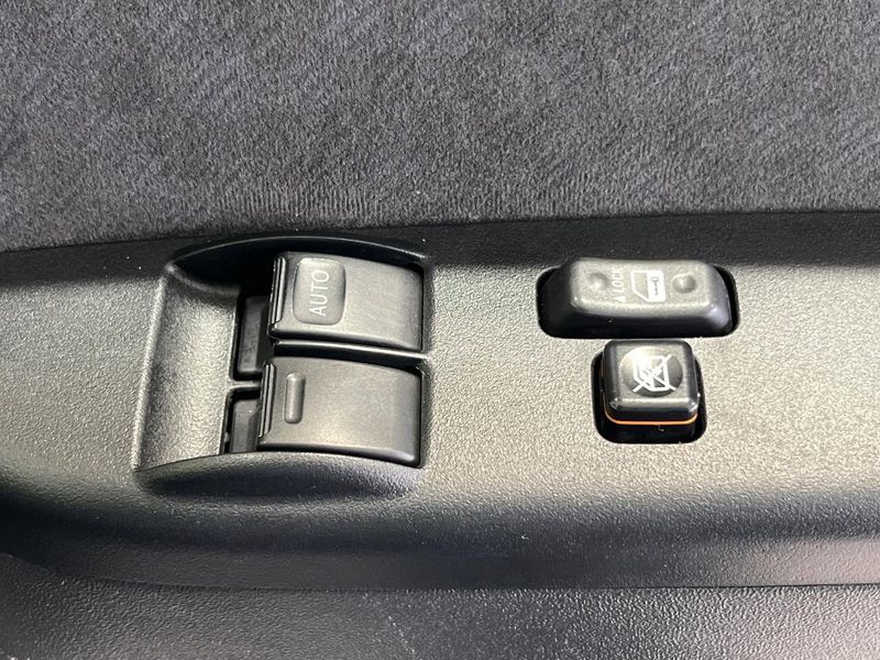 2022 Toyota Hiace Wagon 3BA-TRH219W (UW-6aa4c4e4a8e91)[20]