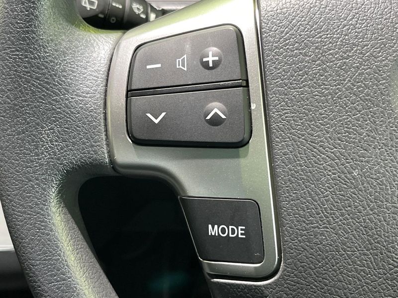2022 Toyota Hiace Wagon 3BA-TRH219W (UW-6aa4c4e4a8e91)[18]