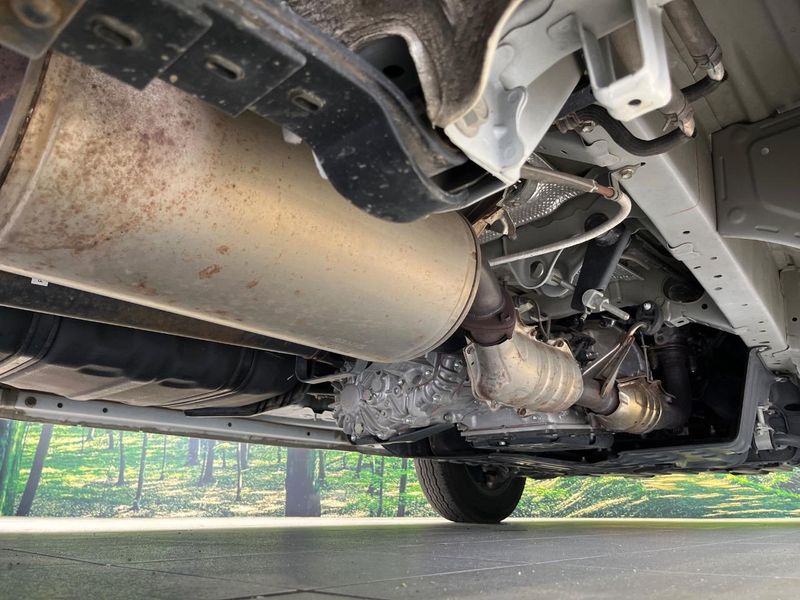2022 Toyota Hiace Wagon 3BA-TRH219W (UW-6aa4c4e4a8e91)[27]