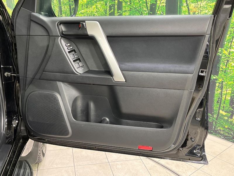 2020 Toyota Land Cruiser Prado CBA-TRJ150W (UW-6aa4c4e59e5a0)[13]