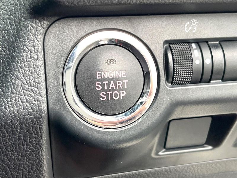 2019 Subaru WRX STI CBA-VAB (UW-6aa4c4f7d4e21)[12]