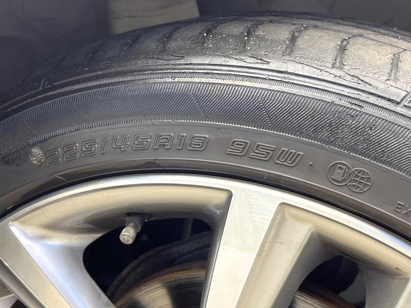 2015 BMW 2 Series DBA-2D15 (UW-6aa4c50f6d41c)[28]
