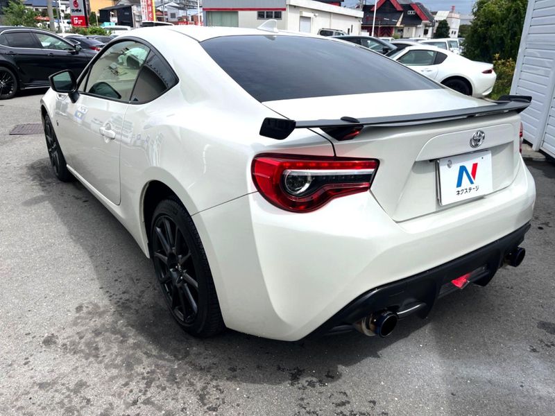 2018 Toyota 86 DBA-ZN6 (UW-6aa4c537b5da9)[18]