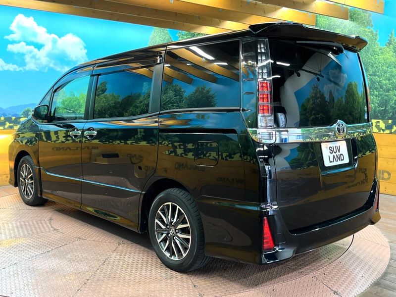 2015 Toyota Voxy DBA-ZRR80W (UW-6aa4c53e71cb8)[8]