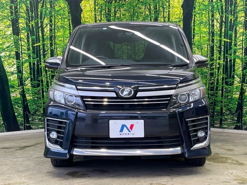 2016 Toyota Voxy DBA-ZRR80W (UW-6aa4c541d58fe)[25]