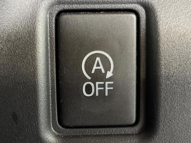 2017 Toyota Esquire DBA-ZRR80G (UW-6aa4c54429145)[10]