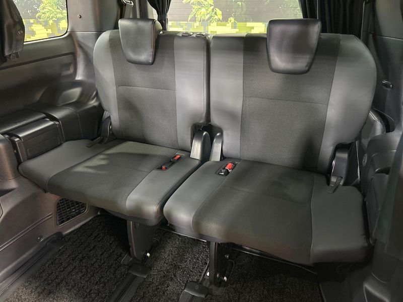 2019 Toyota Noah DBA-ZRR80W (UW-6aa4c5481fd37)[22]