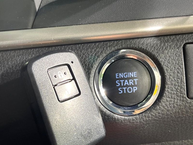 2016 Toyota Harrier DBA-ZSU60W (UW-6aa4c5510515b)[12]
