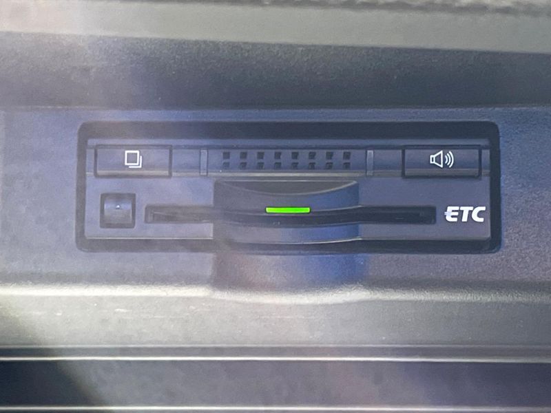 2016 Toyota Harrier DBA-ZSU60W (UW-6aa4c5510515b)[20]