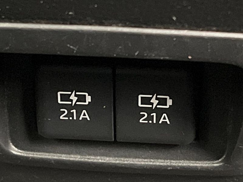 2023 Toyota Corolla Cross 6AA-ZVG15 (UW-6aa4c55f475c3)[19]