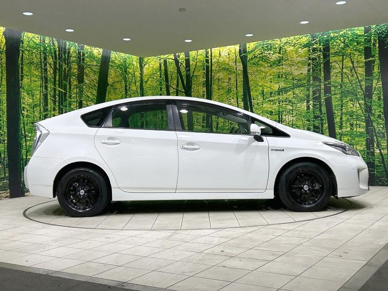 2012 Toyota Prius DAA-ZVW30 (UW-6aa4c560ee5a9)[10]