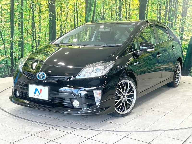2014 Toyota Prius DAA-ZVW30 (UW-6aa4c5622459e)[0]