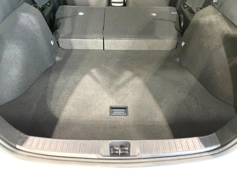 2016 Toyota Prius DAA-ZVW50 (UW-6aa4c56bb4963)[13]