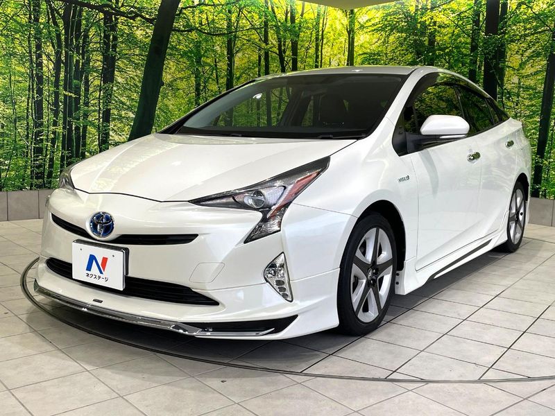 2016 Toyota Prius DAA-ZVW50 (UW-6aa4c56bb4963)[5]