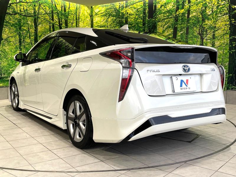 2016 Toyota Prius DAA-ZVW50 (UW-6aa4c56bb4963)[7]