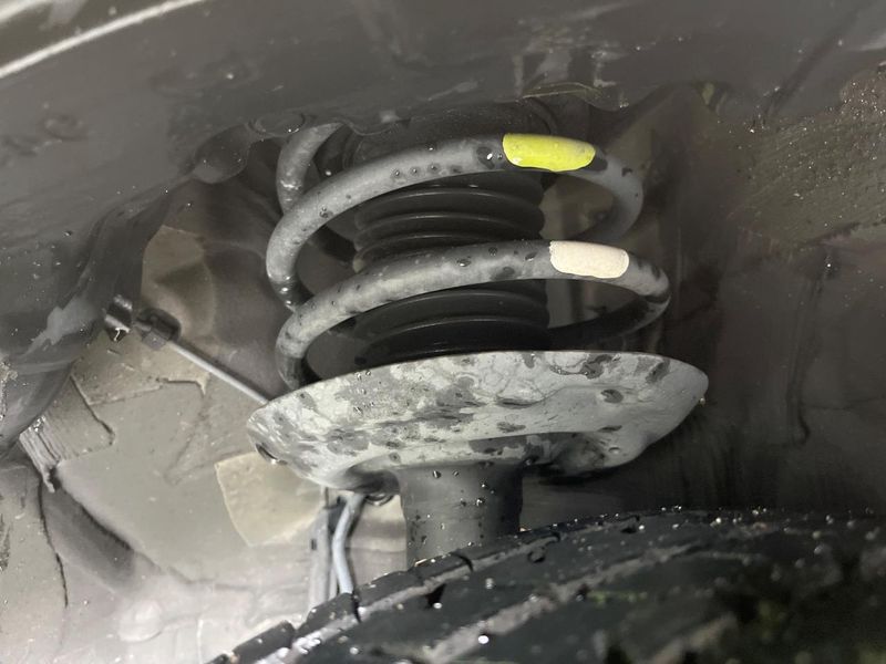 2017 Toyota Prius DAA-ZVW50 (UW-6aa4c56c9cf2f)[20]