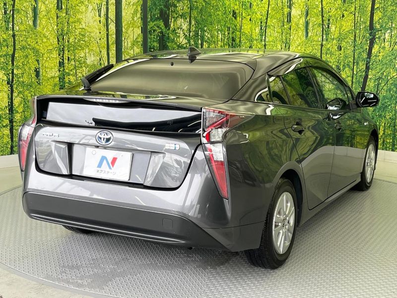 2017 Toyota Prius DAA-ZVW50 (UW-6aa4c56c9cf2f)[10]