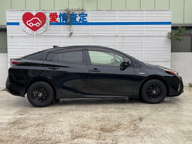 2017 Toyota Prius DAA-ZVW50 (UW-6aa4c56d58921)[22]