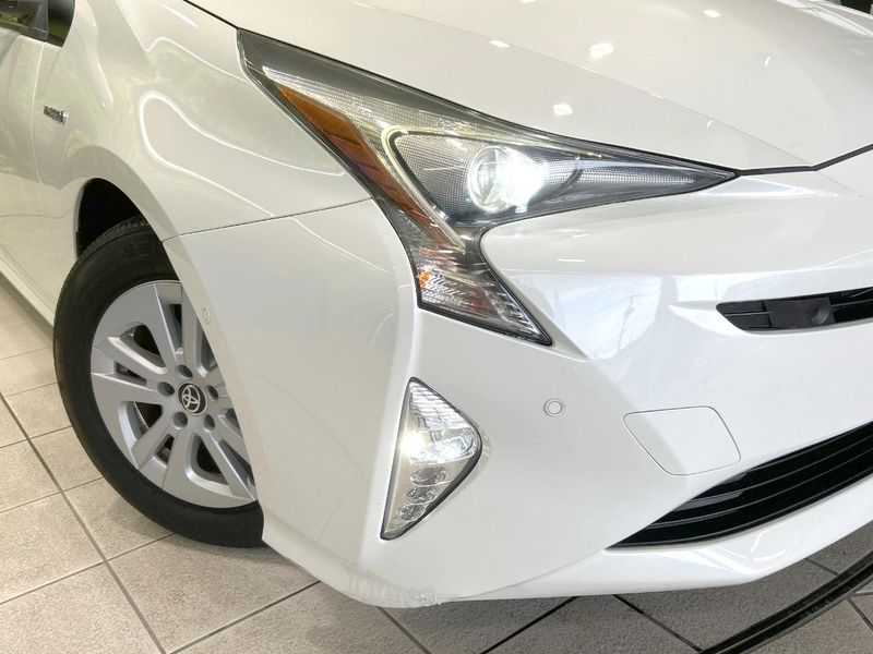 2017 Toyota Prius DAA-ZVW50 (UW-6aa4c56e202cb)[24]