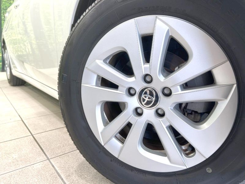 2017 Toyota Prius DAA-ZVW50 (UW-6aa4c56e202cb)[26]
