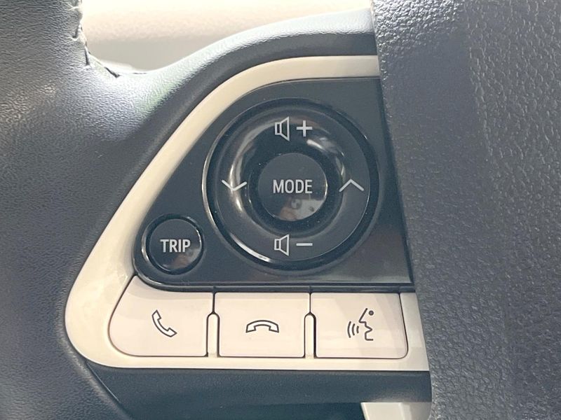 2018 Toyota Prius DAA-ZVW50 (UW-6aa4c57099e41)[24]