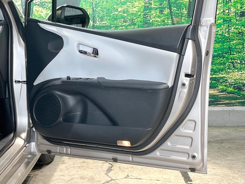 2018 Toyota Prius DAA-ZVW50 (UW-6aa4c57099e41)[5]
