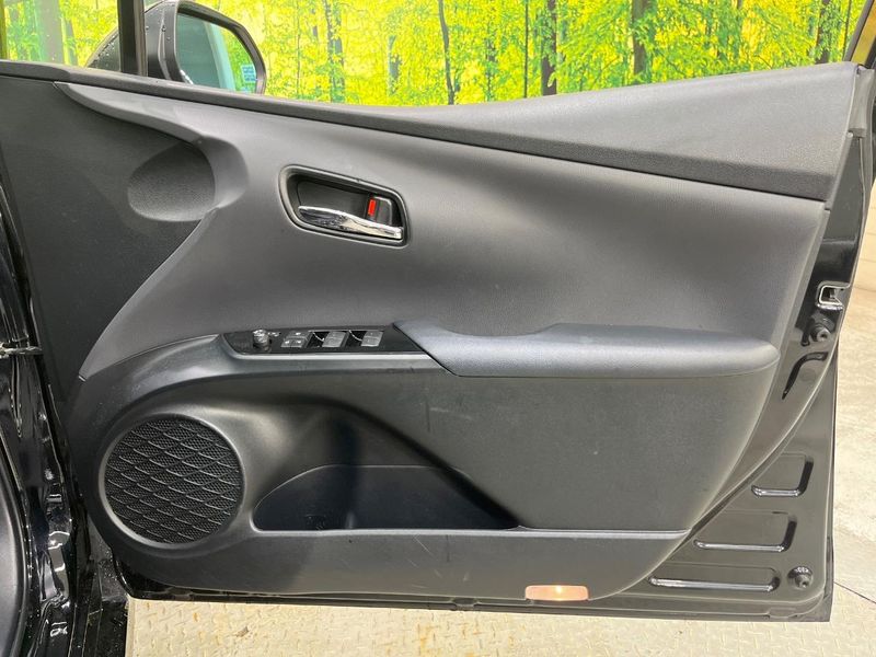 2019 Toyota Prius DAA-ZVW51 (UW-6aa4c5739d891)[9]