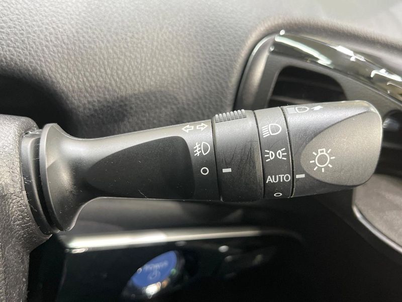 2019 Toyota Prius DAA-ZVW51 (UW-6aa4c5739d891)[20]