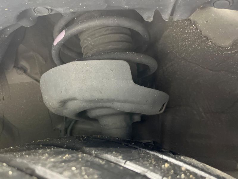 2019 Toyota Prius DAA-ZVW51 (UW-6aa4c5739d891)[8]