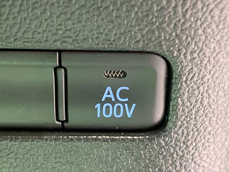 2017 Toyota Prius DAA-ZVW51 (UW-6aa4c57748ff2)[19]