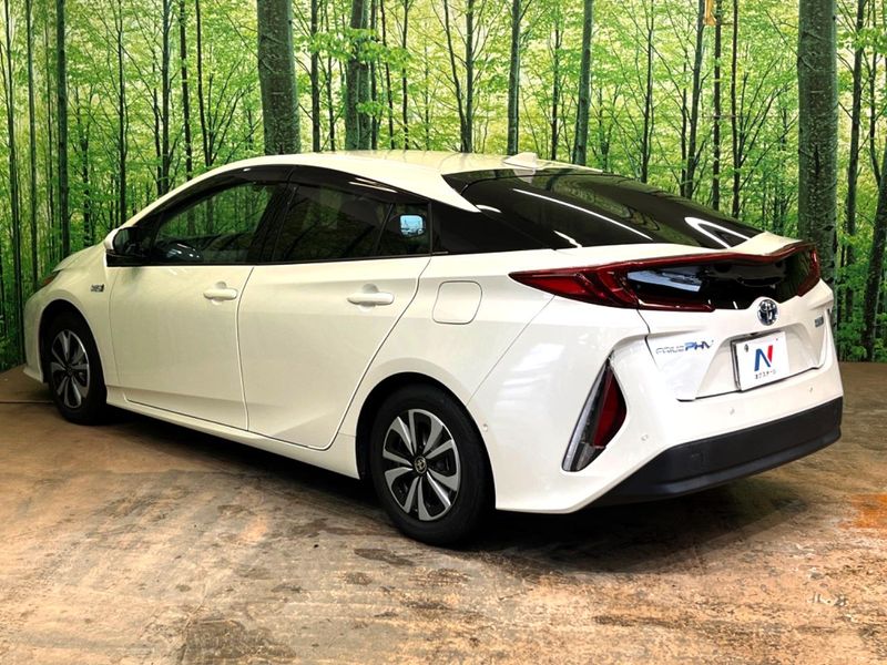 2019 Toyota Prius PHV DLA-ZVW52 (UW-6aa4c578c5486)[26]
