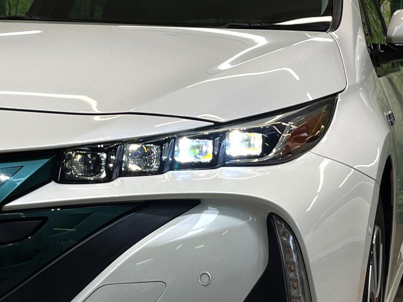 2019 Toyota Prius PHV DLA-ZVW52 (UW-6aa4c578c5486)[10]